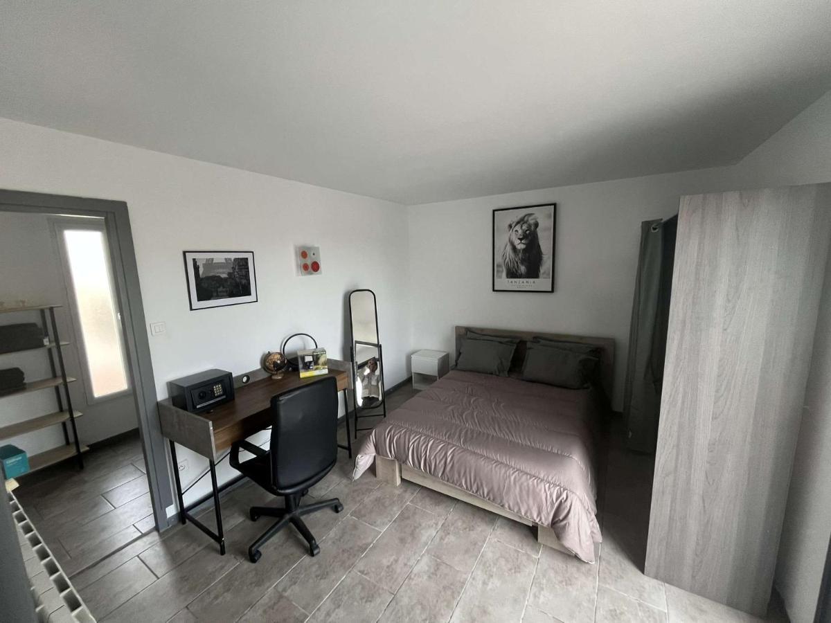 Superbe Appartement Avec Piscine Et Spa Privatif Villeneuve-lès-Béziers エクステリア 写真