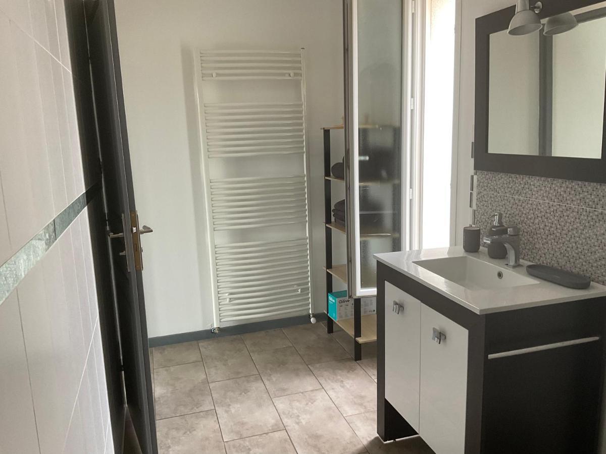 Superbe Appartement Avec Piscine Et Spa Privatif Villeneuve-lès-Béziers エクステリア 写真