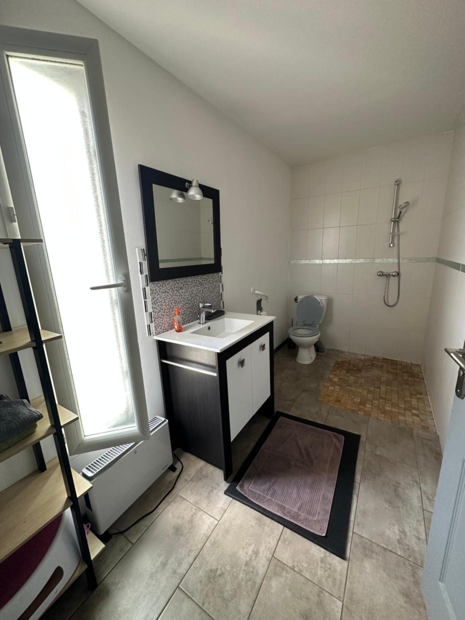 Superbe Appartement Avec Piscine Et Spa Privatif Villeneuve-lès-Béziers エクステリア 写真