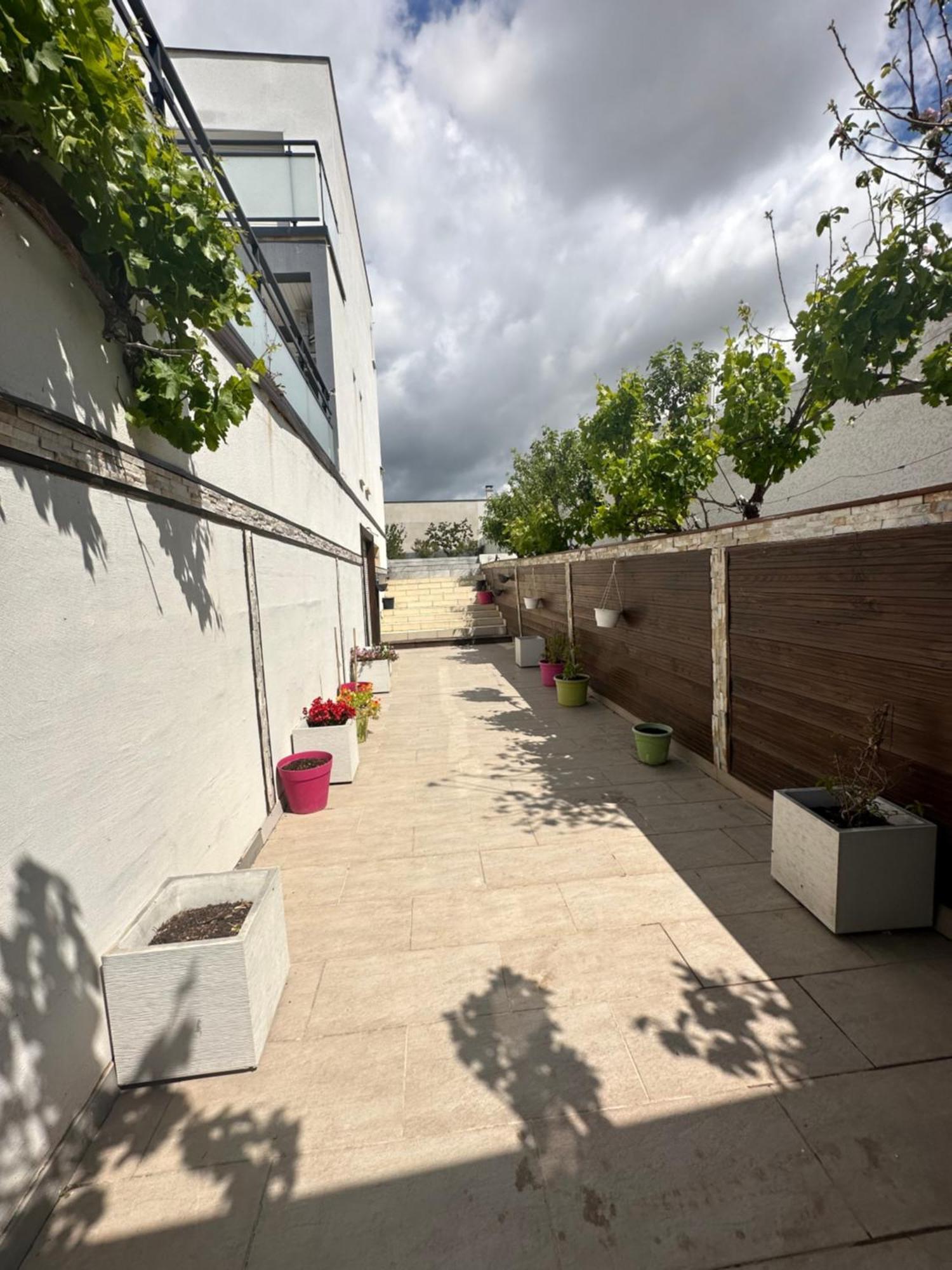 Superbe Appartement Avec Piscine Et Spa Privatif Villeneuve-lès-Béziers エクステリア 写真